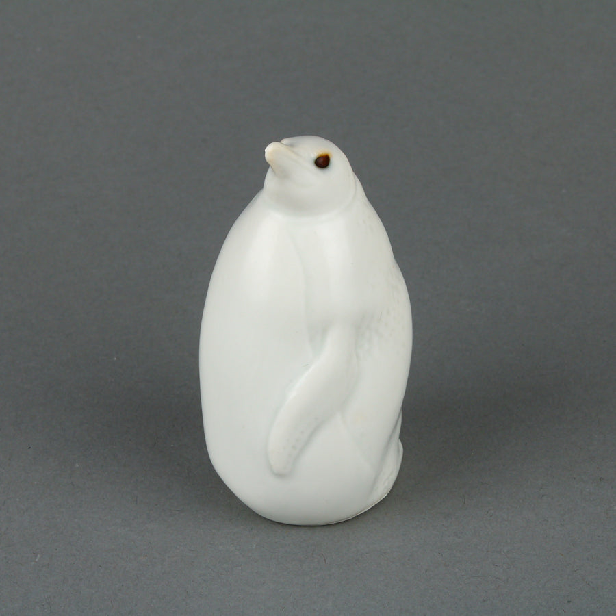 ROYAL COPENHAGEN White Penguin 3003 Figurine