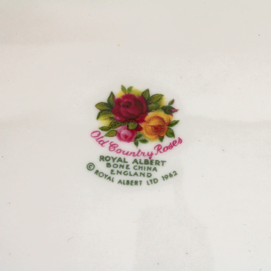 ROYAL ALBERT Old Country Roses Footed Cake Plate