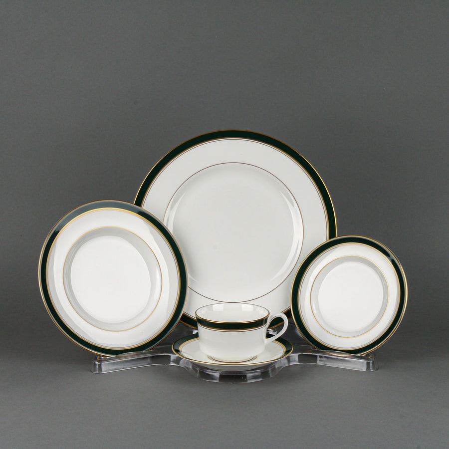 ROYAL WORCESTER Howard - 12 Place Settings +