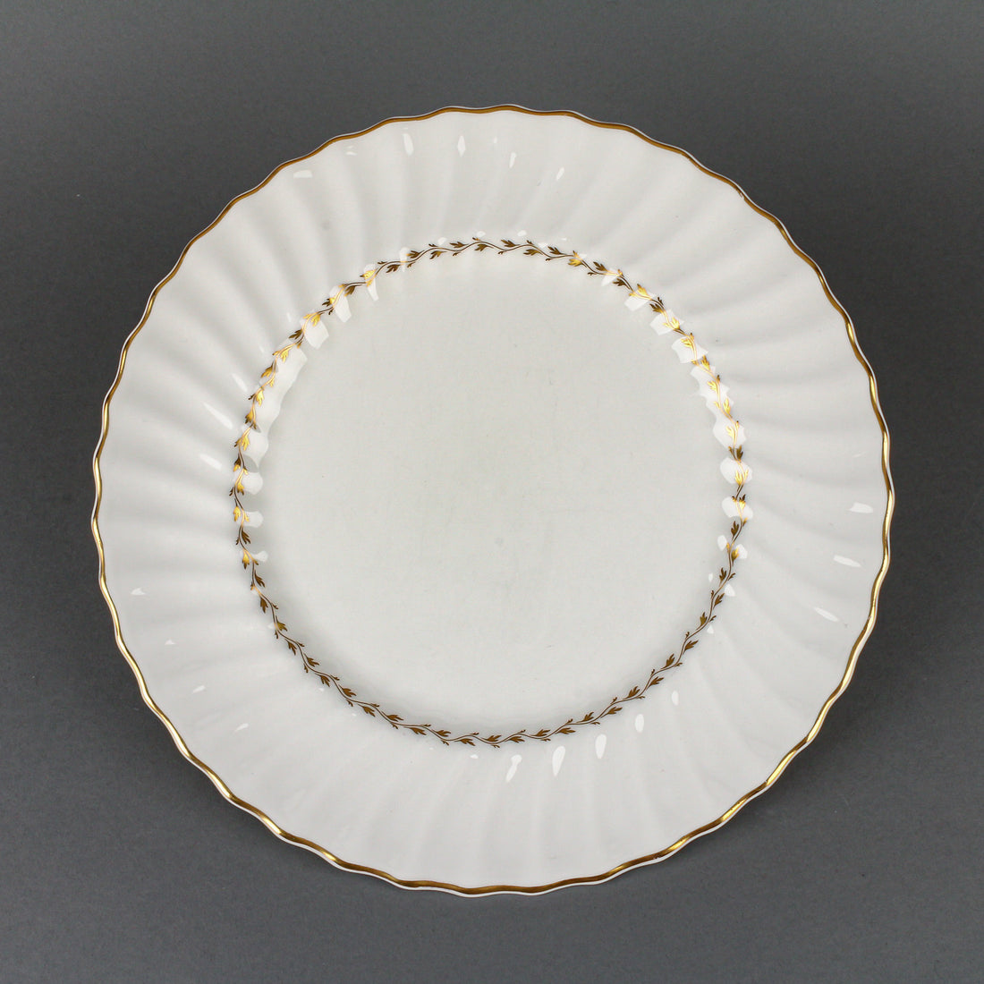 ROYAL DOULTON Adrian - 9 Place Settings +