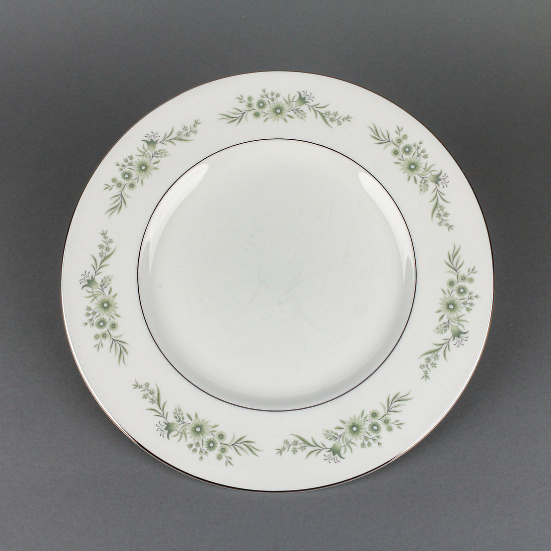 WEDGWOOD Westbury - 20 Pieces