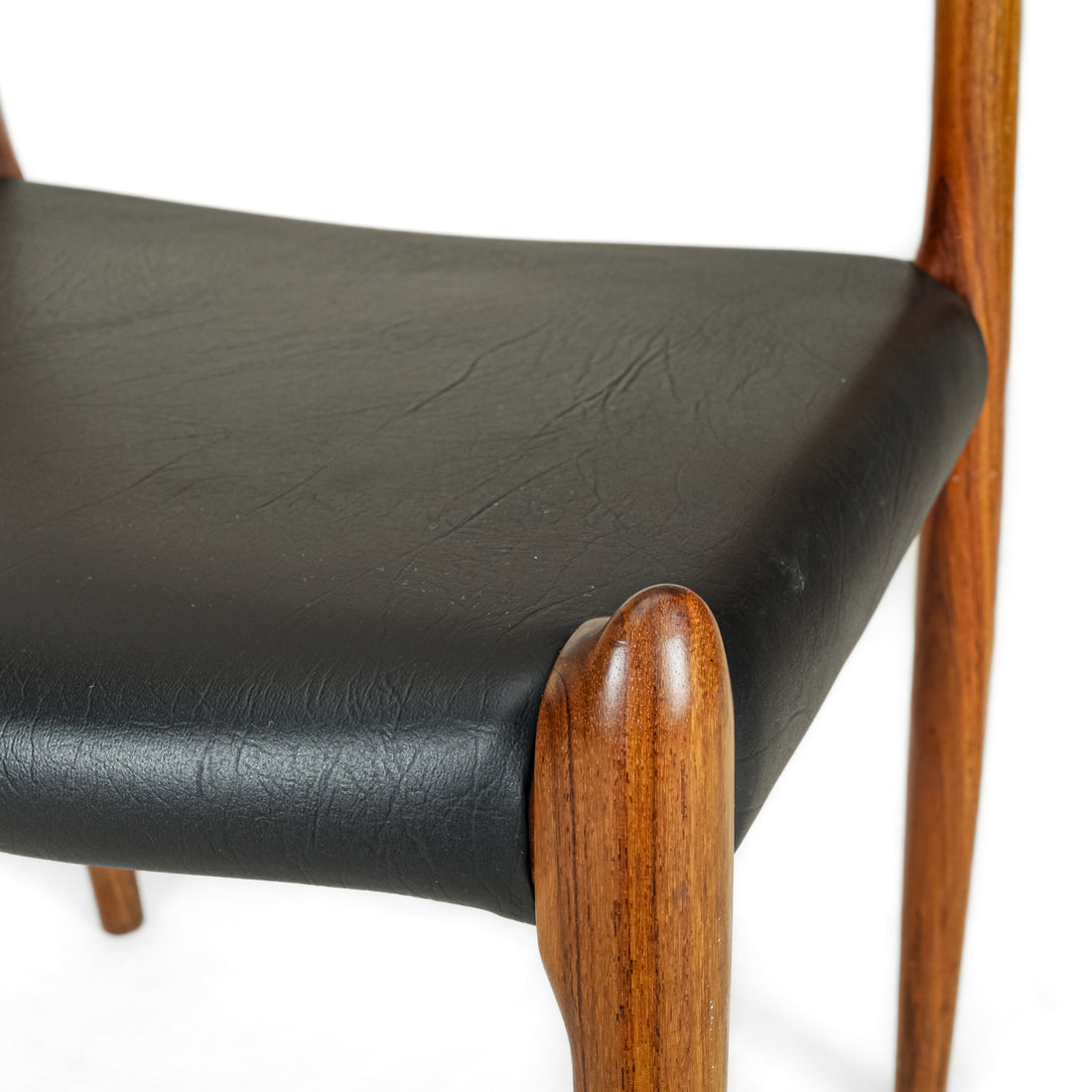MOLLER Model 78 Walnut Side Chairs with Black Leather Set of 4