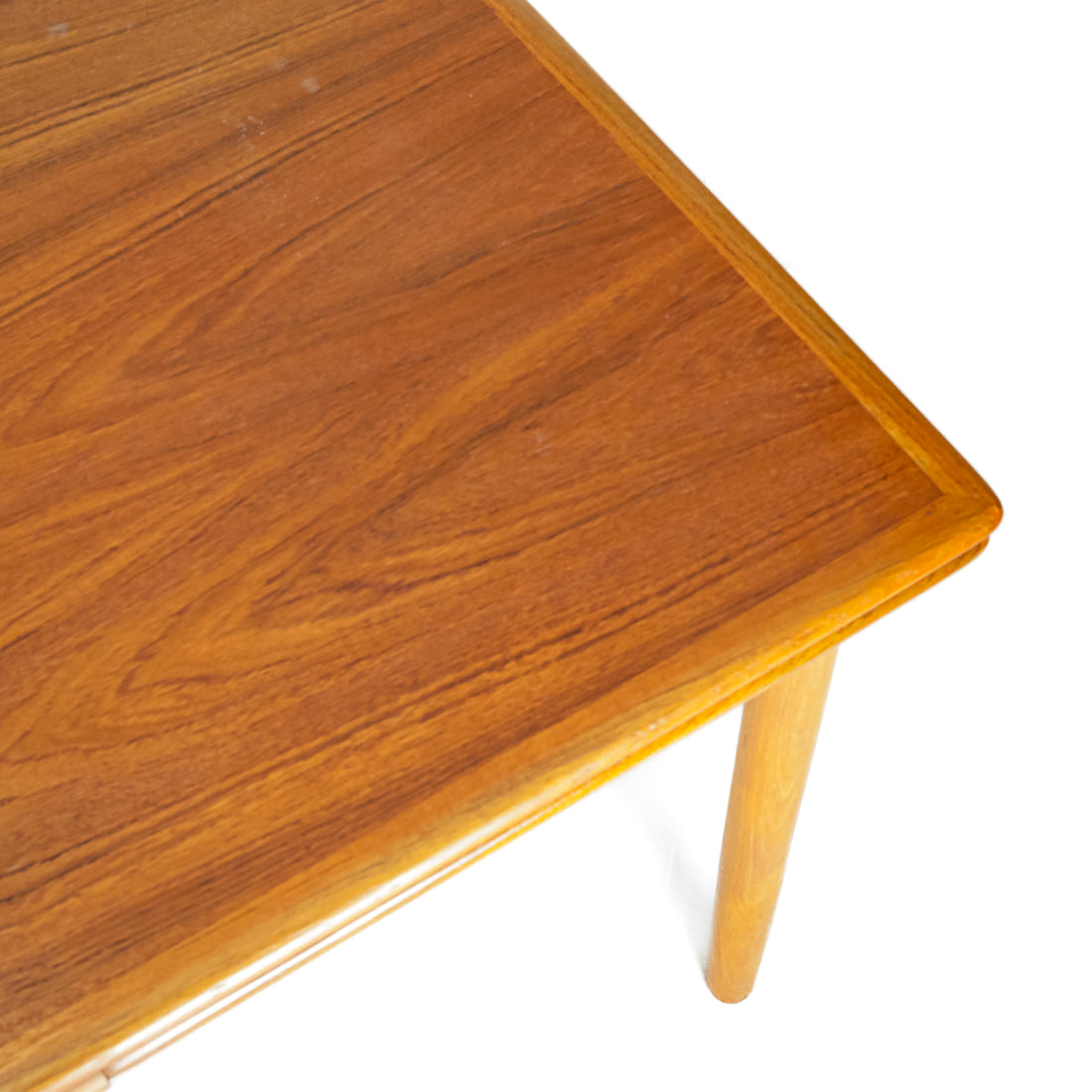 Vintage Teak Table w/Two 18" Leaves