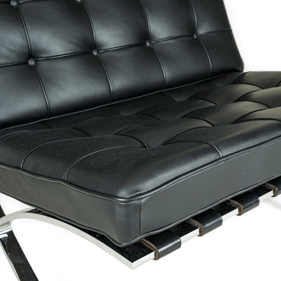 KNOLL Barcelona Chair in Black Leather