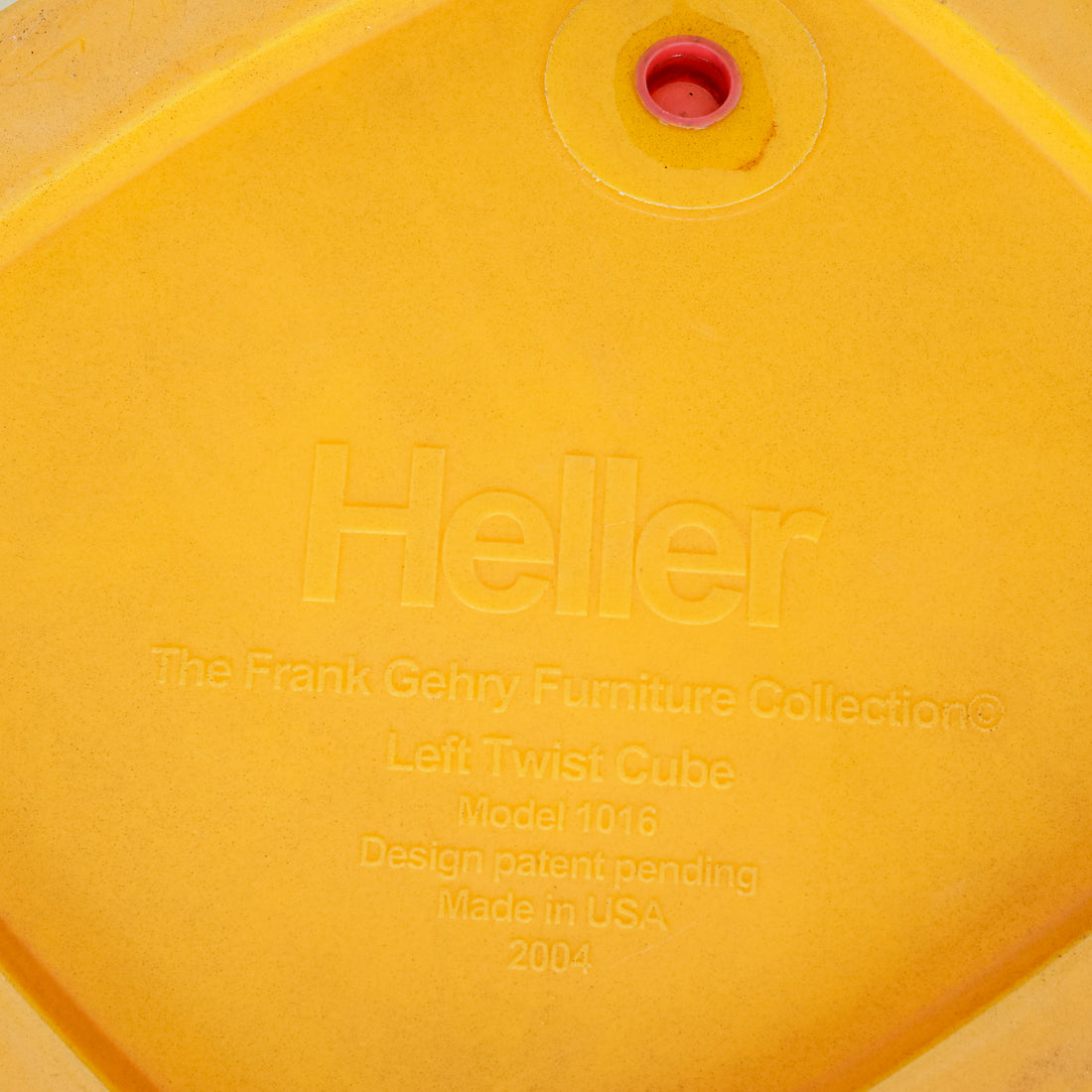 HELLER Left Twist Cube Yellow
