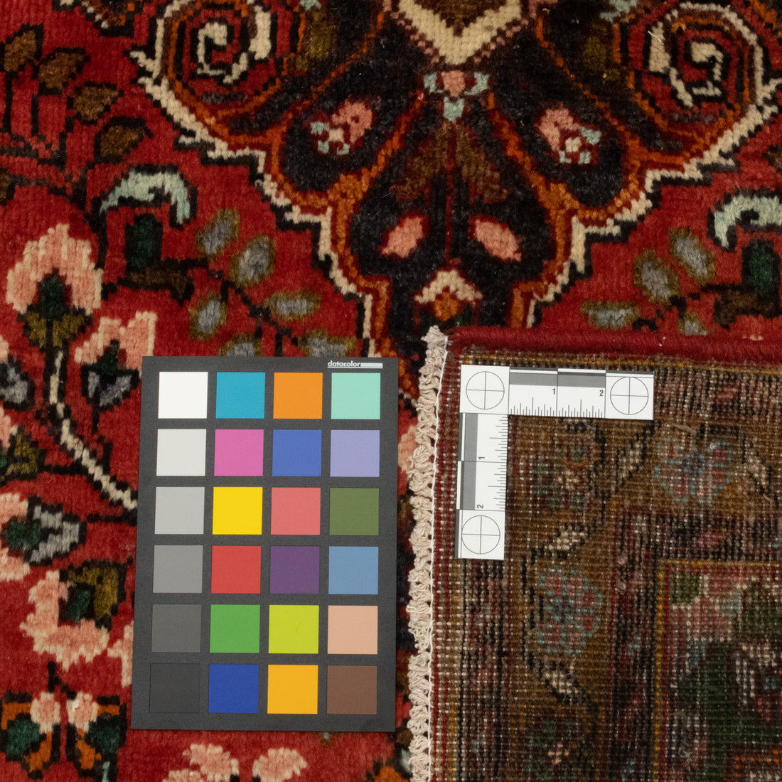 Hand-Knotted Wool Sienna Rug 5'10" x 3'4"