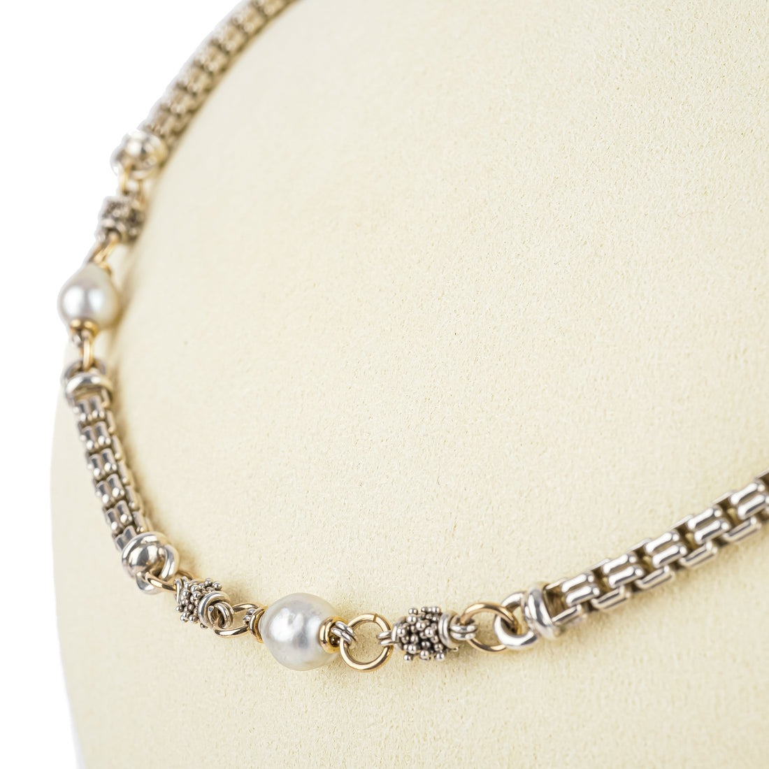 MICHAEL DAWKINS Sterling Two-Tone Pearl Link Necklace