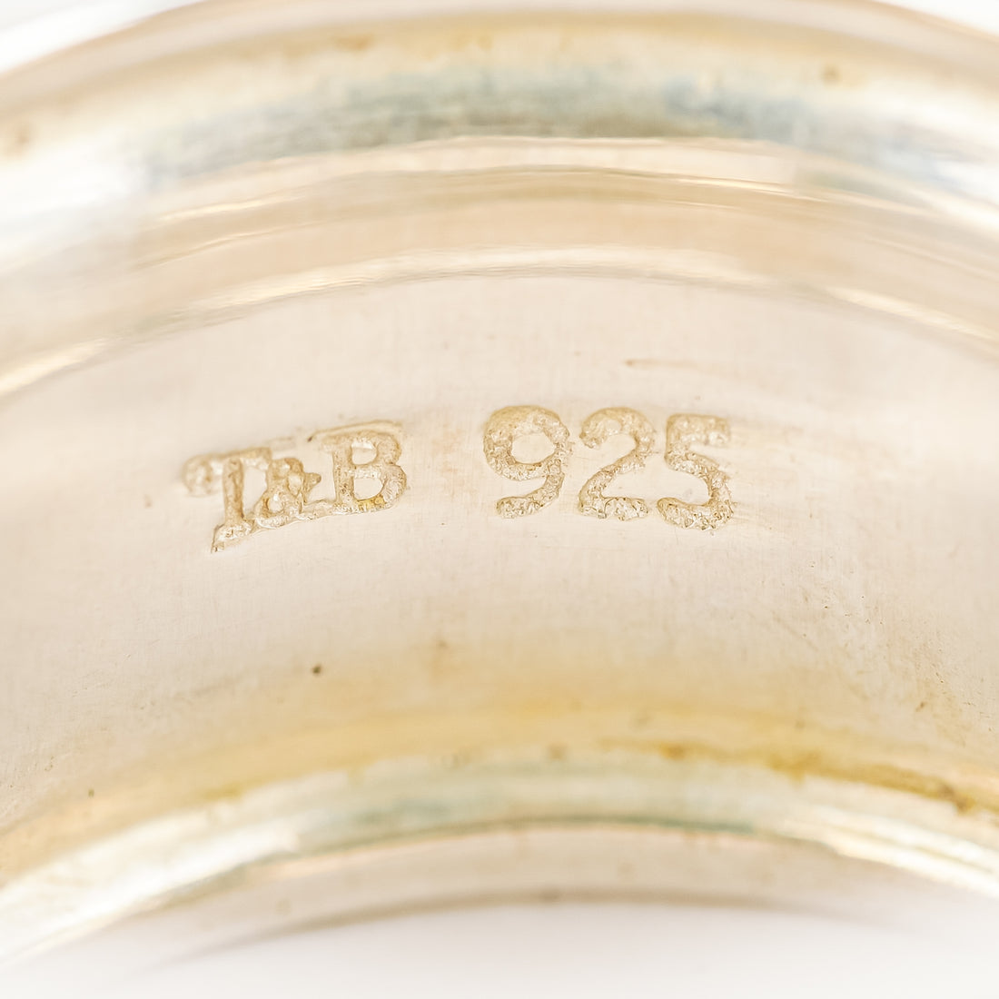 THISTLE & BEE Sterling Concave Band Ring