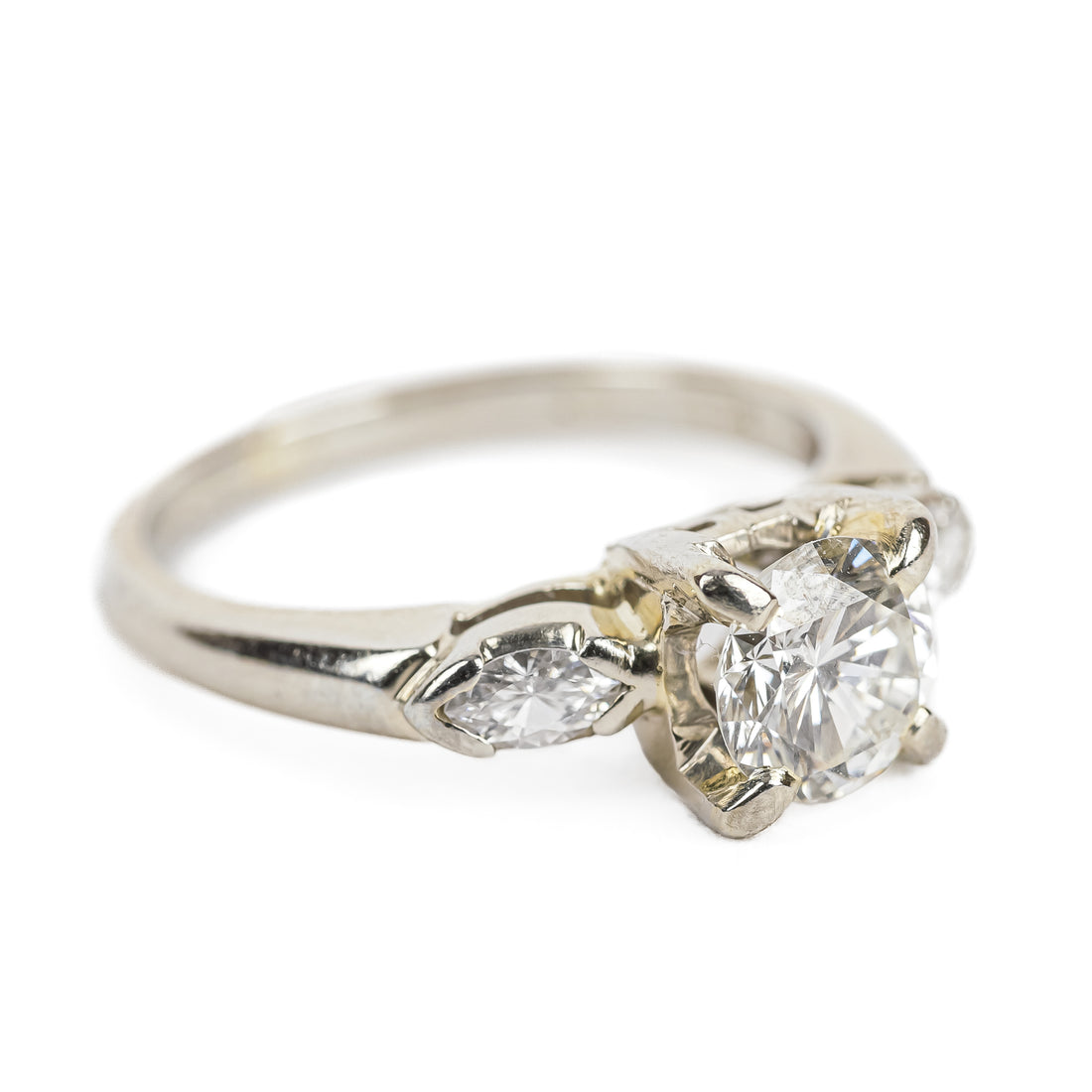18K White Gold Diamond 3-Stone Engagement Ring