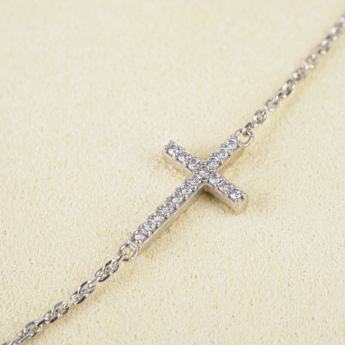18K White Gold Cubic Zirconia  Horizontal Cross Pendant Necklace