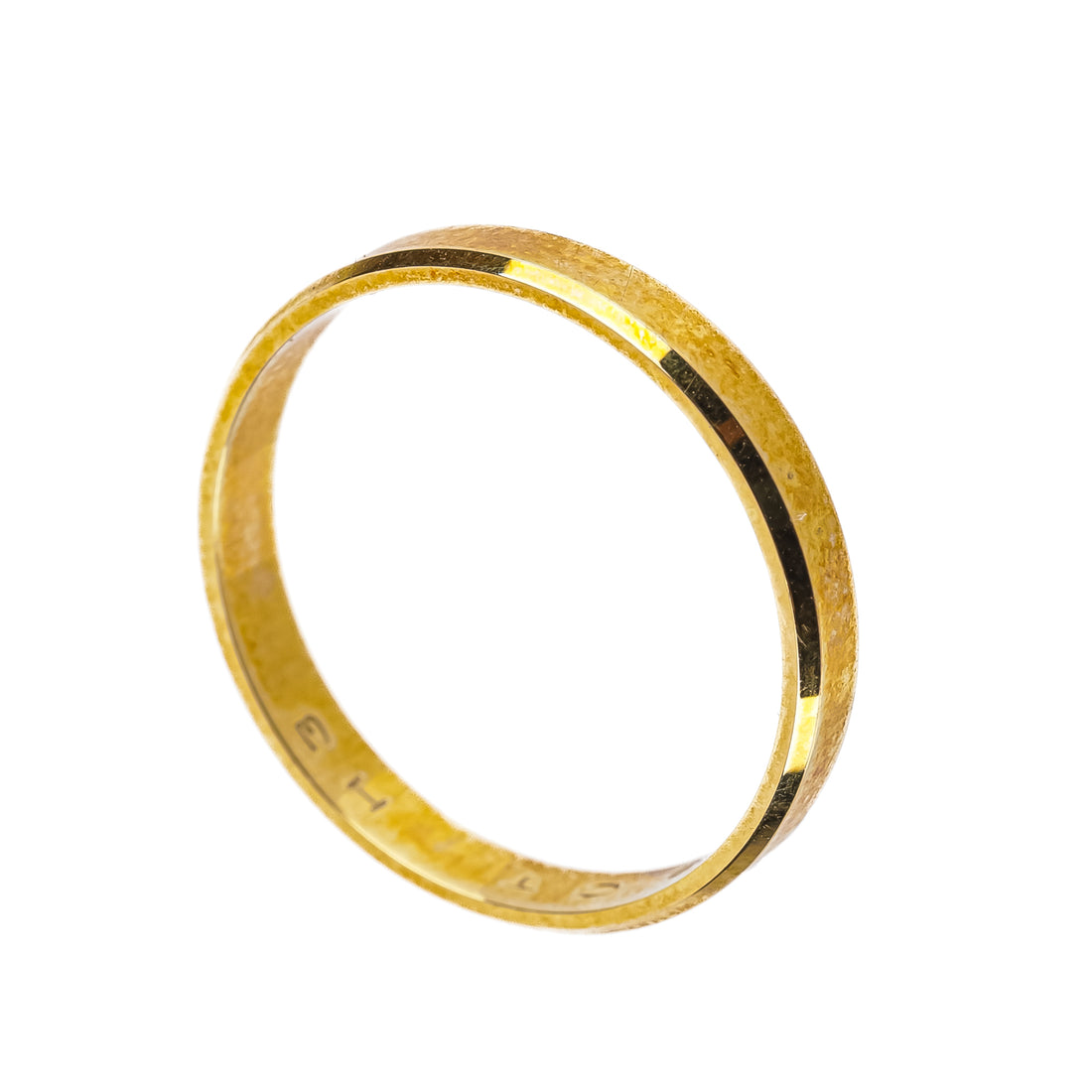 18K Yellow Gold Beveled Band Ring