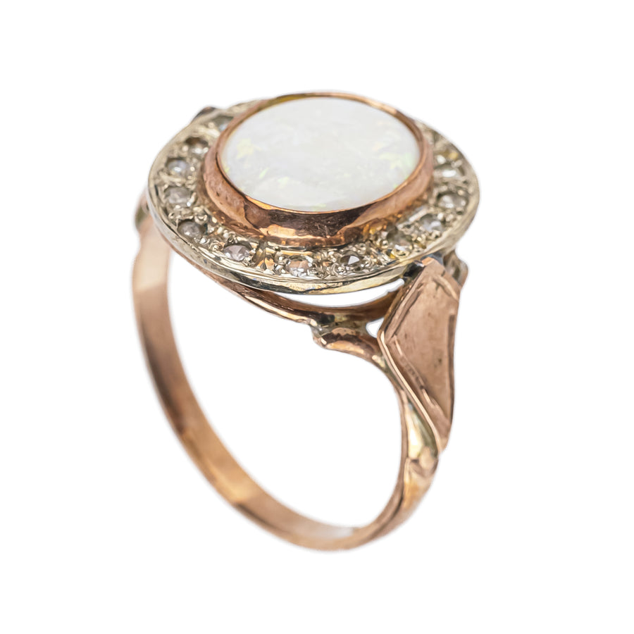 9K Yellow Gold Opal & Diamond Ring