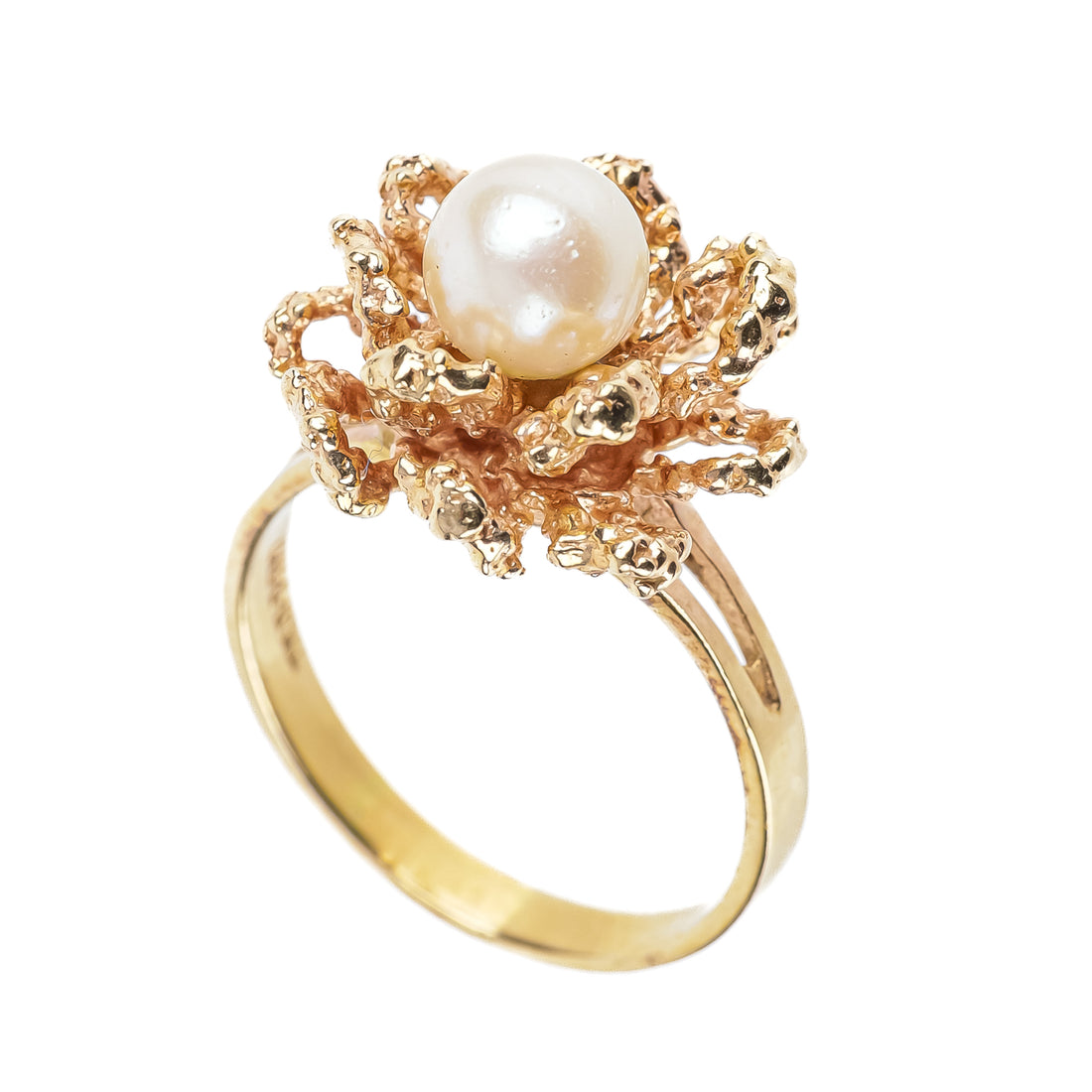 14K Yellow Gold Pearl Textured Flower Ring