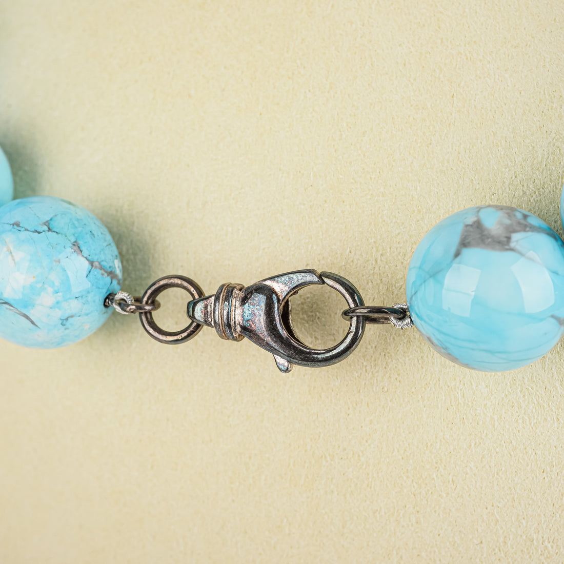 Large Robins Egg Turquoise Bead Necklace 18mm