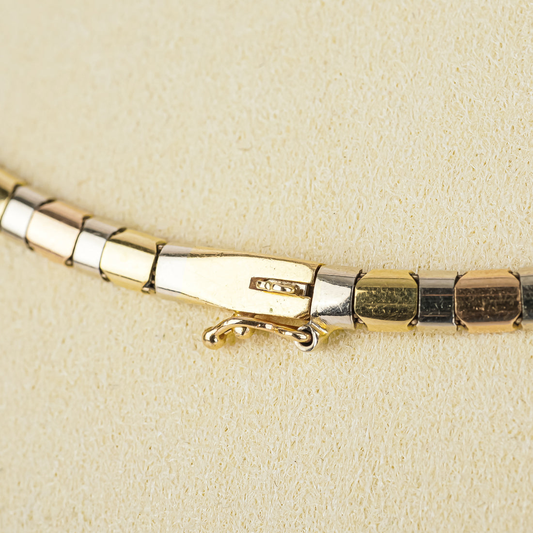 14K Yellow Gold White Gold And Rose Gold Collar Necklace