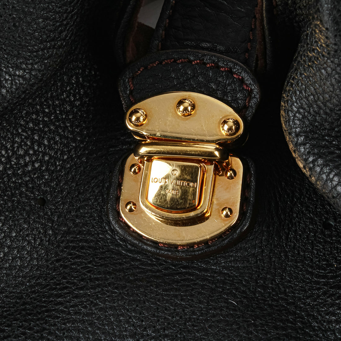 LOUIS VUITTON Surya Mahina Hobo XL - Black Leather