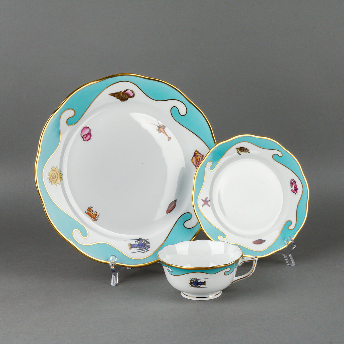 HEREND Hand-Painted Ocean Waves - 3 Pieces