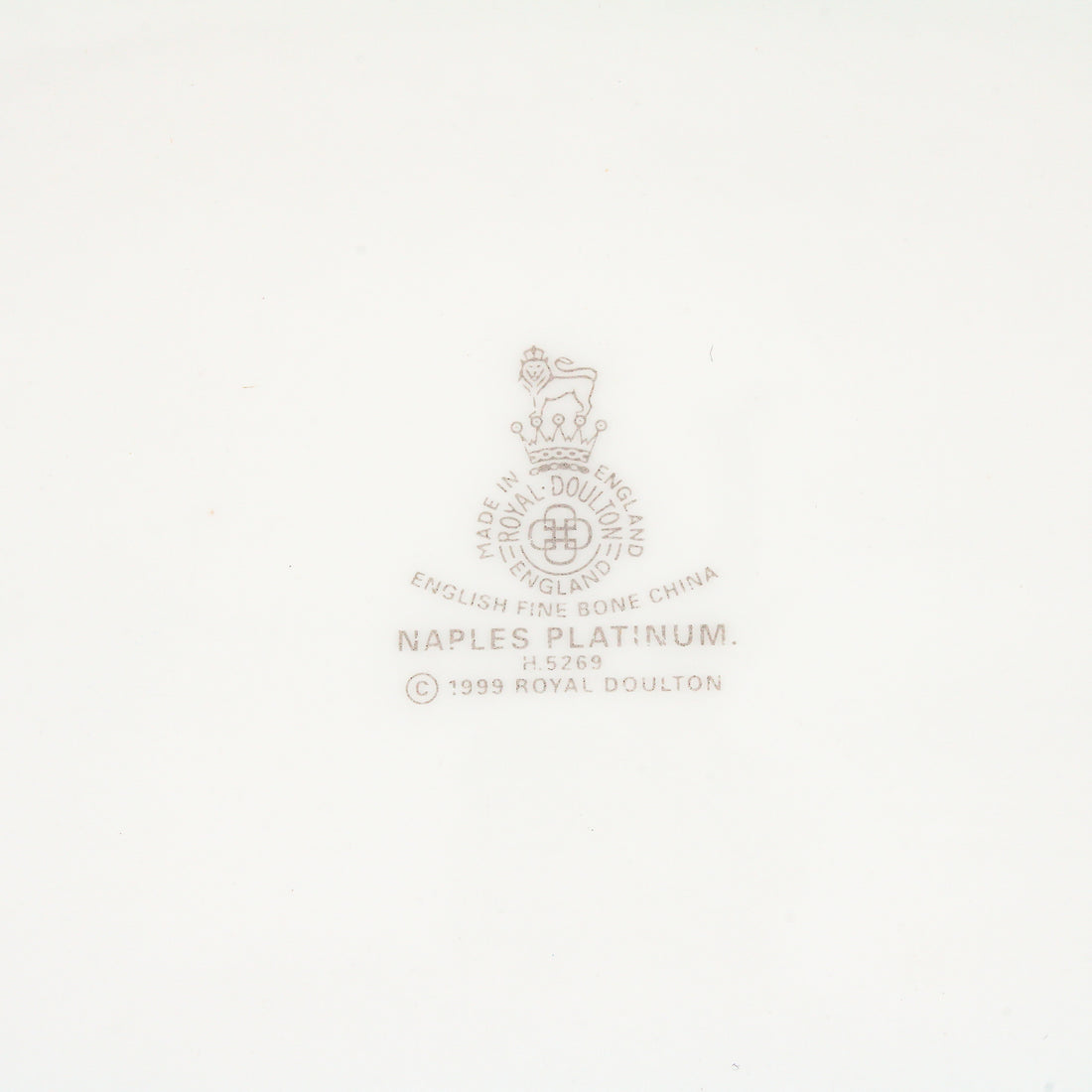 ROYAL DOULTON Naples Platinum Platter