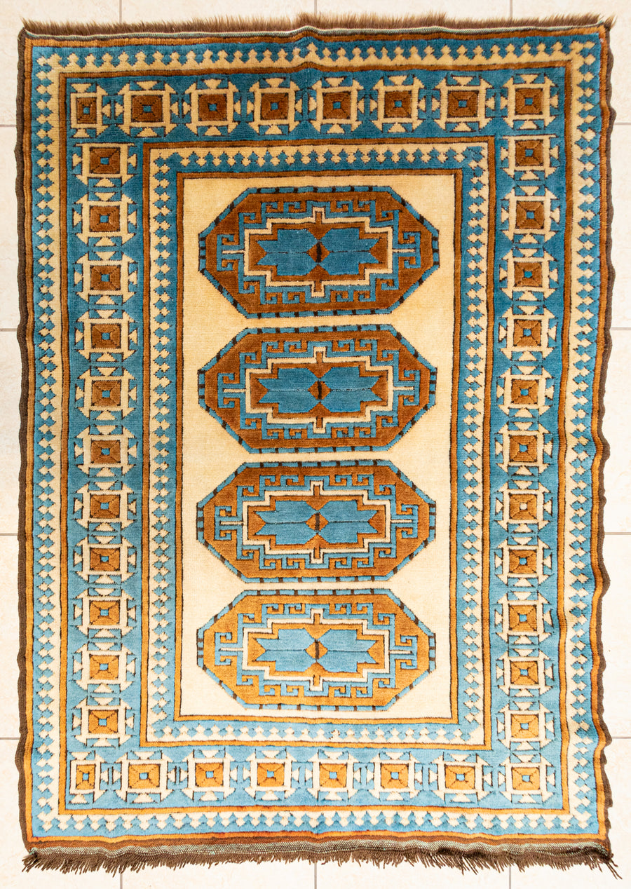 Hand Knotted Wool Turkish Rug 72"x53"