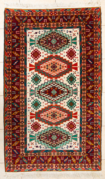 Hand Knotted Wool Yalameh Persian Rug       89"x48"