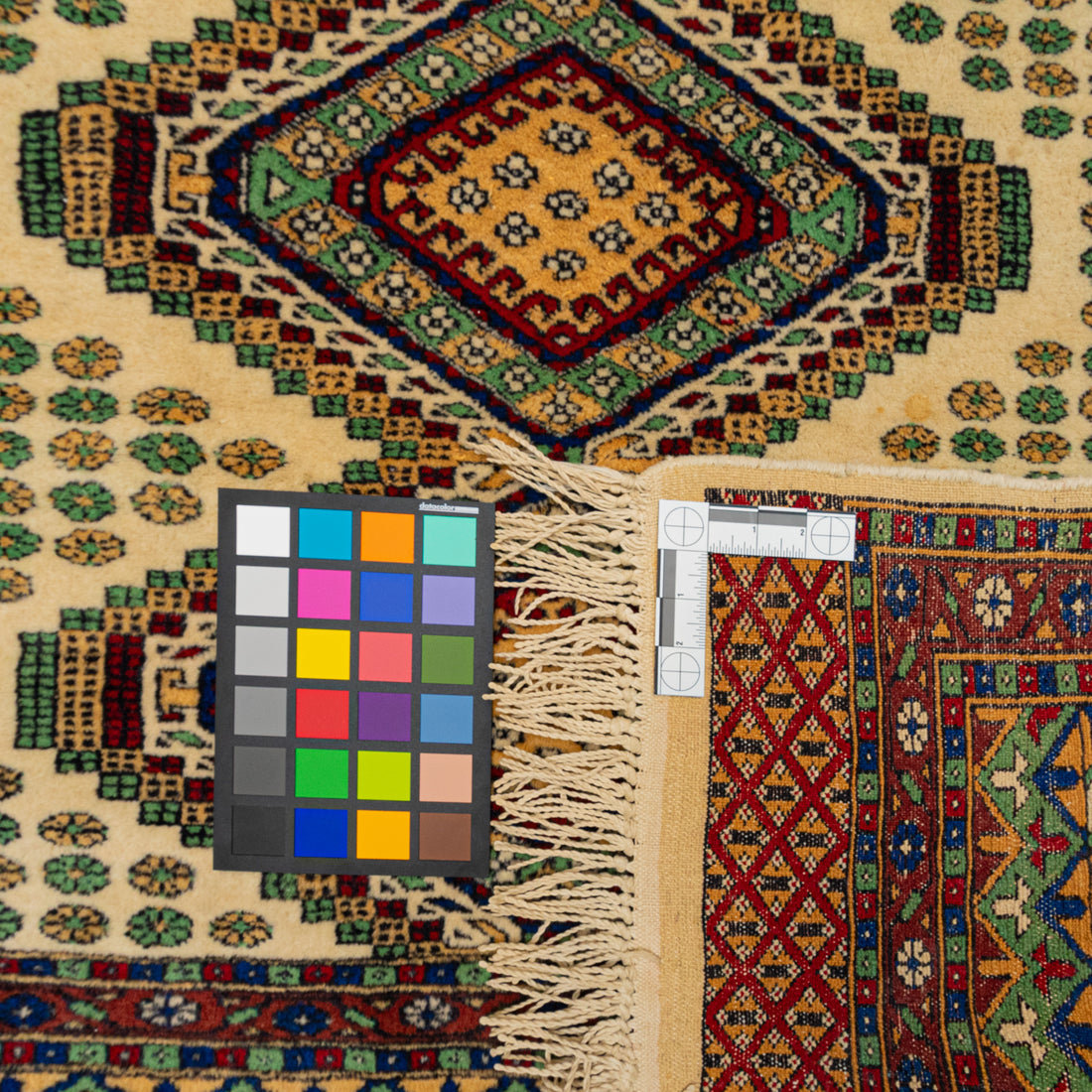 Hand Knotted Wool Rug 72"x49"