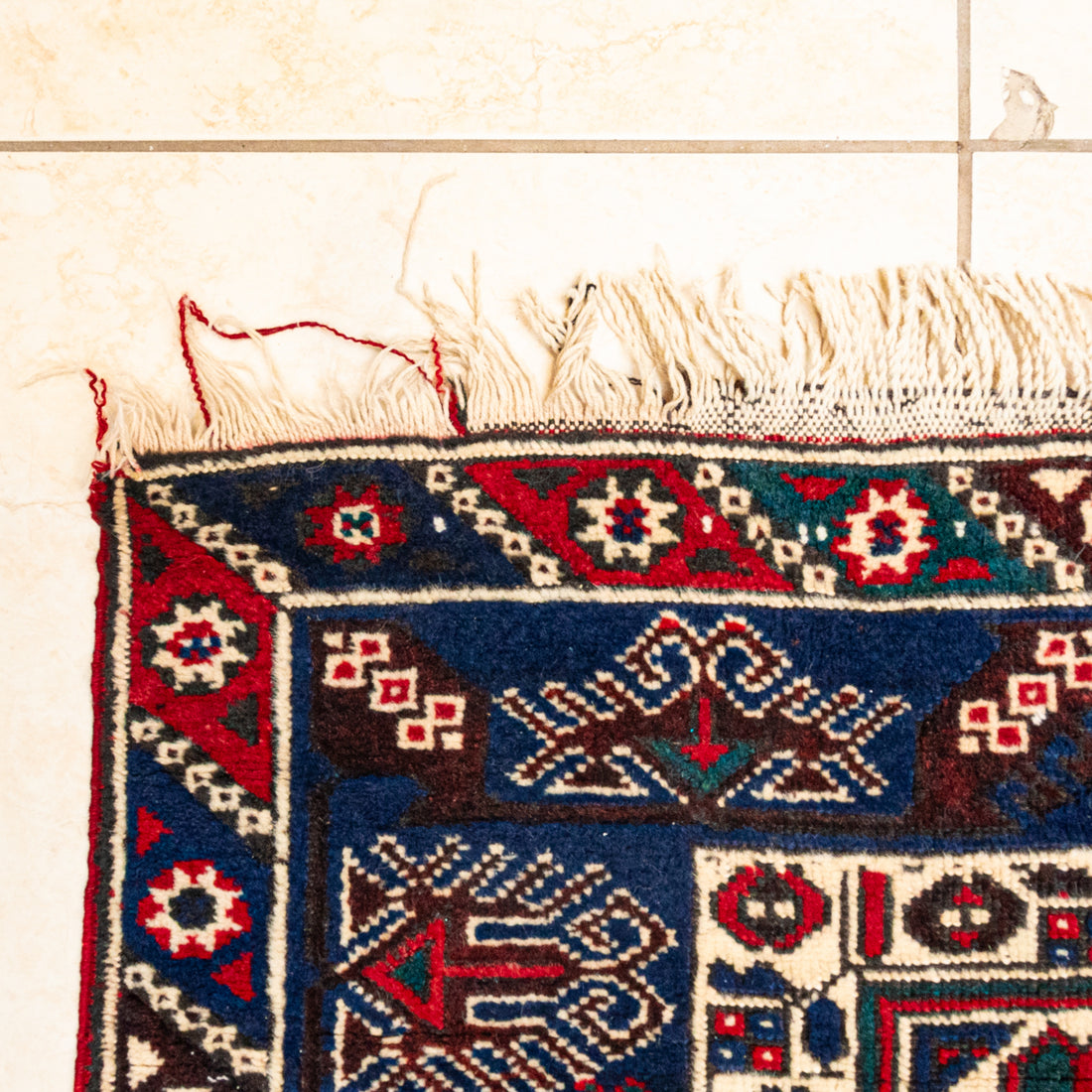 Hand Knotted Wool Turkish Style Rug 74"x49"