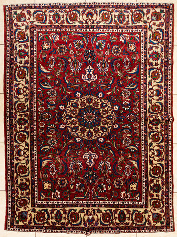 Hand Knotted Wool Isfahan Persian Rug           83"x60"