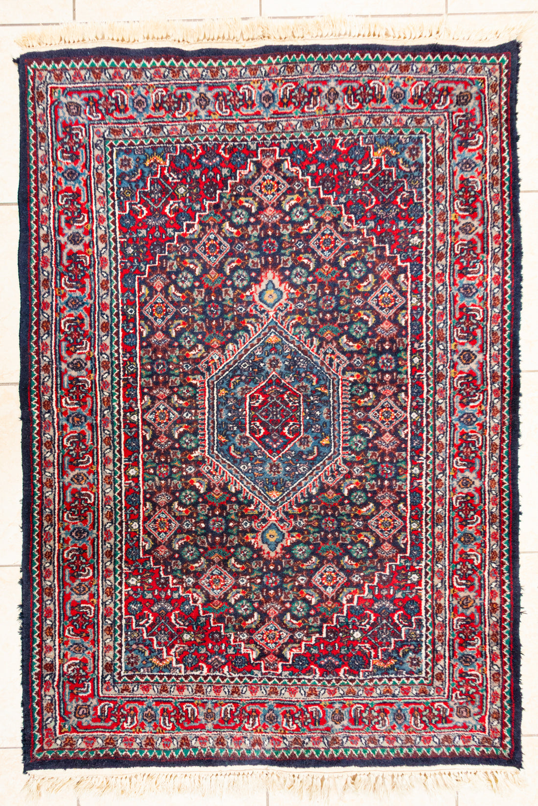 Hand Knotted Wool Rug 74"x46"