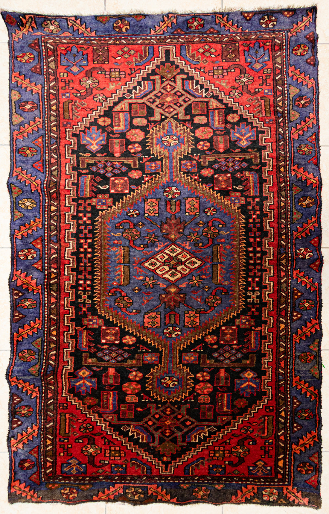 Hand Knotted Wool Zanjan Persian Rug 86"x47"