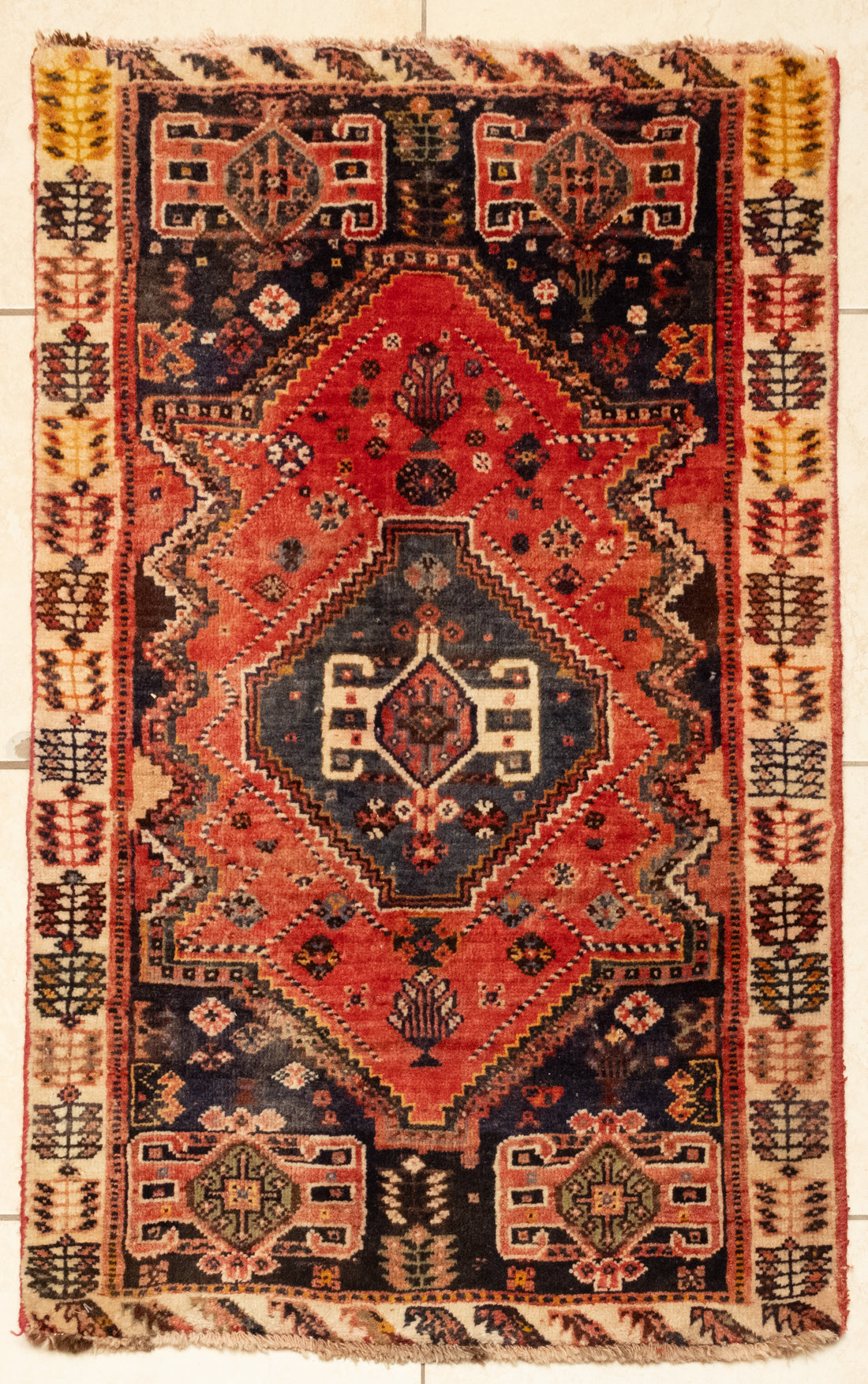 Hand-Knotted Wool Shiraz Rug 4'3" x 2'8"