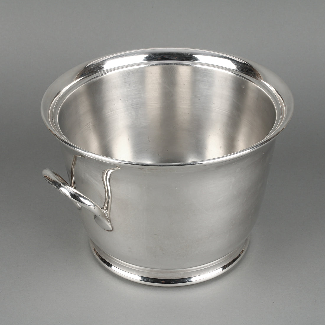 BIRKS Primrose Plate Silverplate Lidded Ice Bucket with Handles