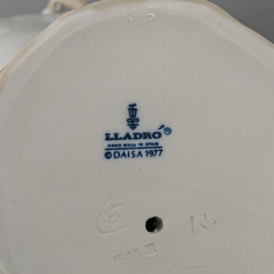 LLADRO Figurine Nurse 4603