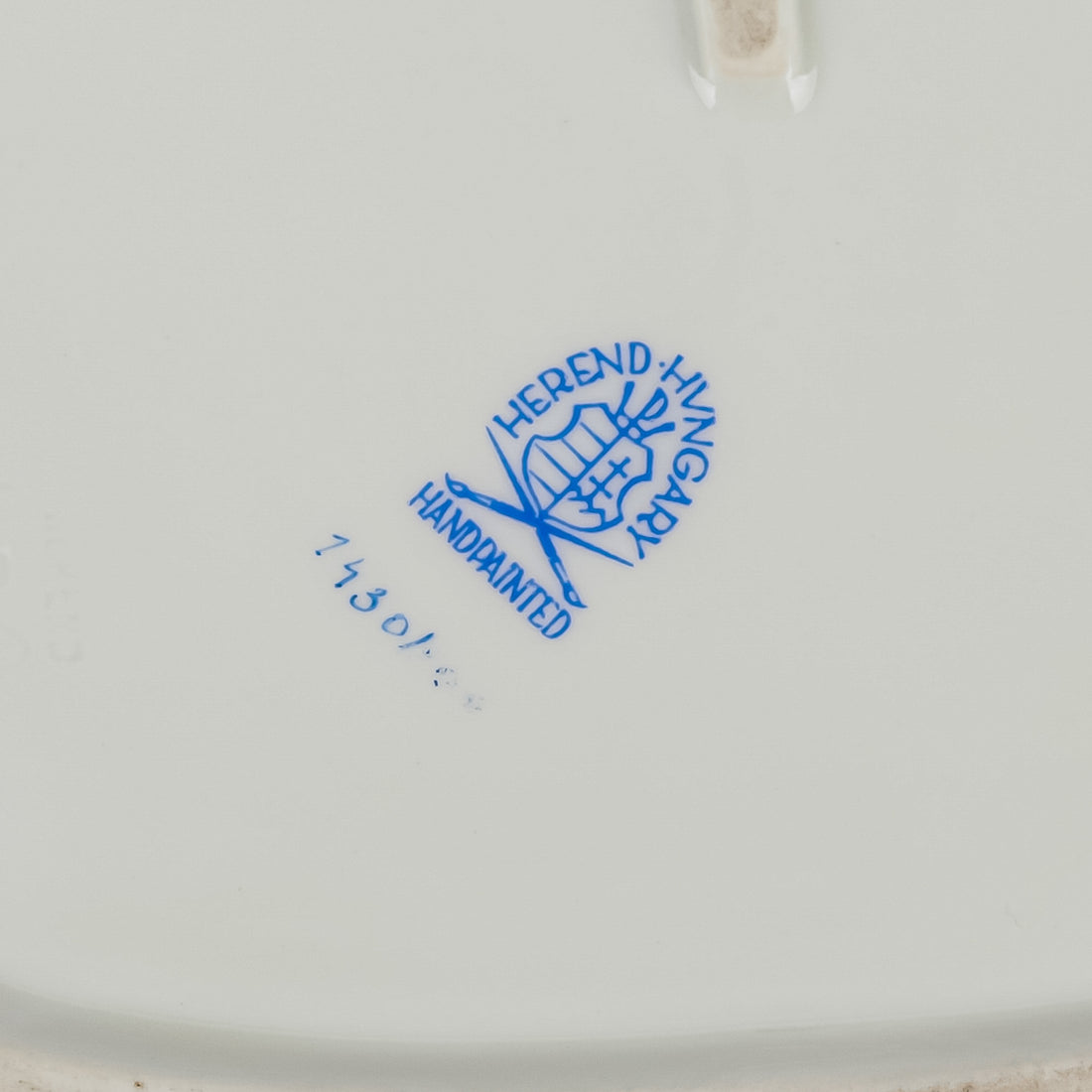 HEREND Chinese Bouquet Rust Cake Plate