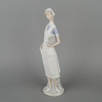 LLADRO Figurine Nurse 4603