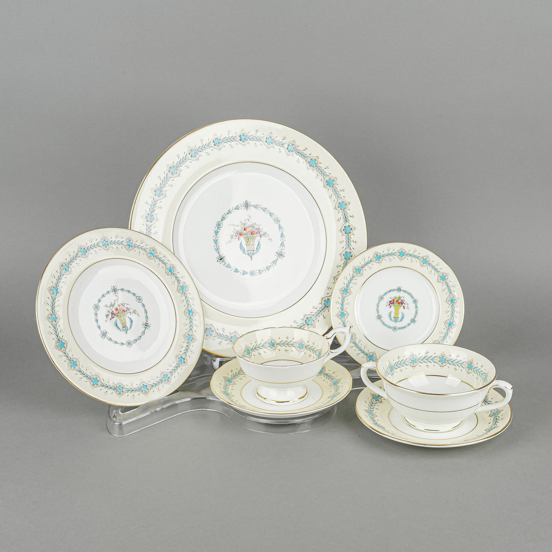 COALPORT Queen Elizabeth 8 Place Settings Plus Extras