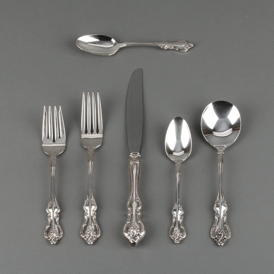 1847 ROGERS BROS. Orleans Silverplate Flatware - 8 Place Settings