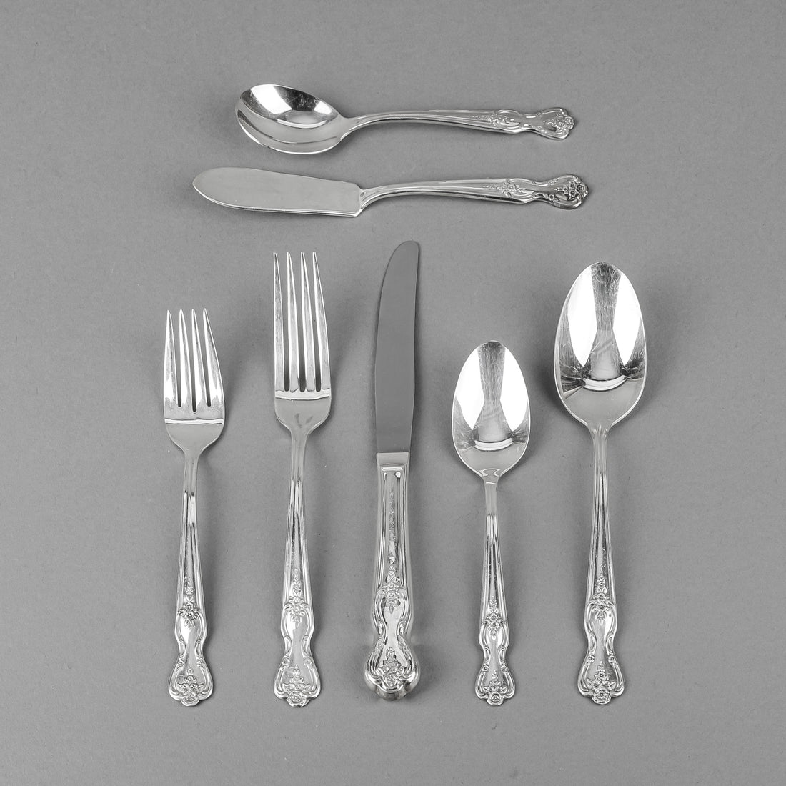 ROGERS & BRO. Magnolia Silver Plate Flatware 12 Place Settings w/Extras