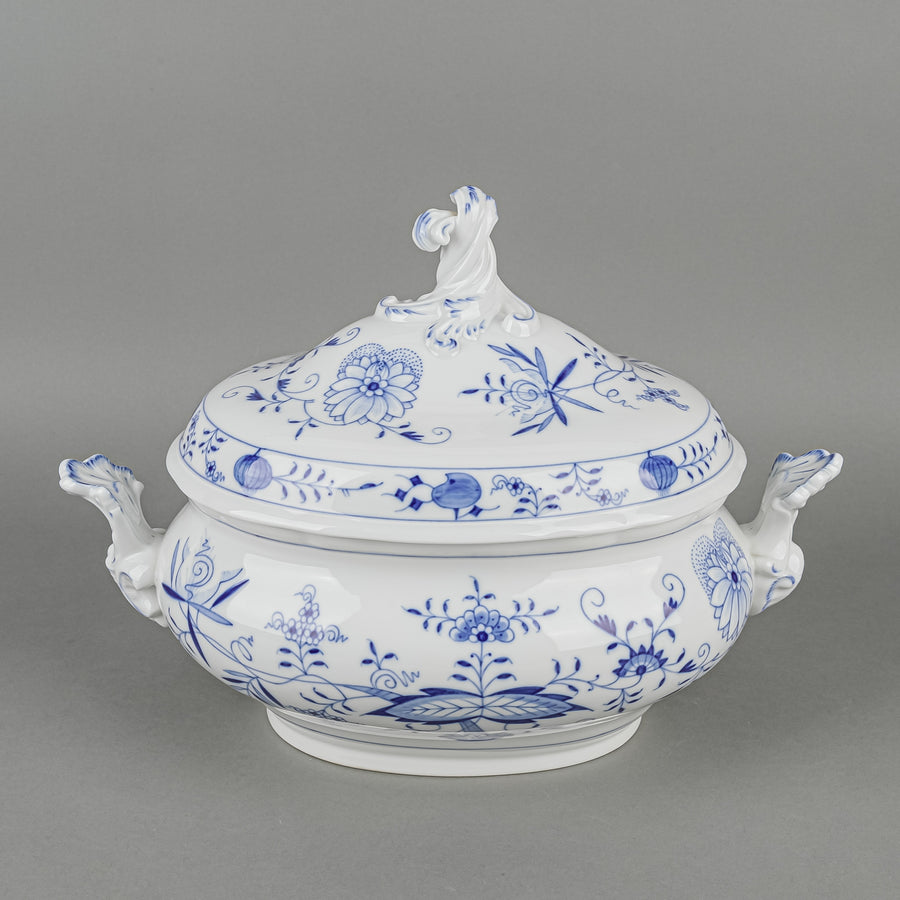 MEISSEN Blue Onion Covered Tureen