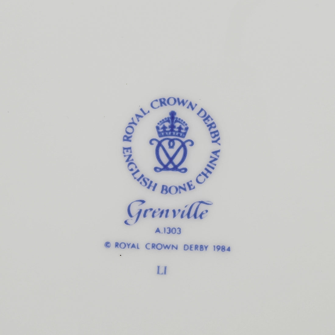 ROYAL CROWN DERBY Grenville A1303 9 Place Settings Plus Extras