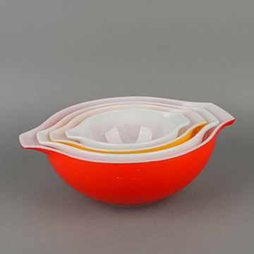 PYREX Friendship Cinderella Nesting Mixing Bowl Set Of 4