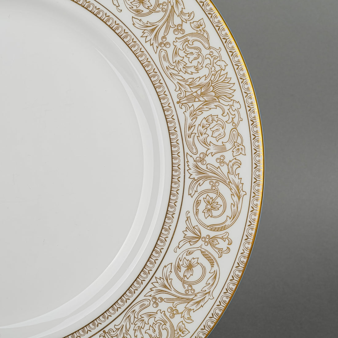 ROYAL DOULTON Sovereign A4973 12 Place Settings Plus Extras