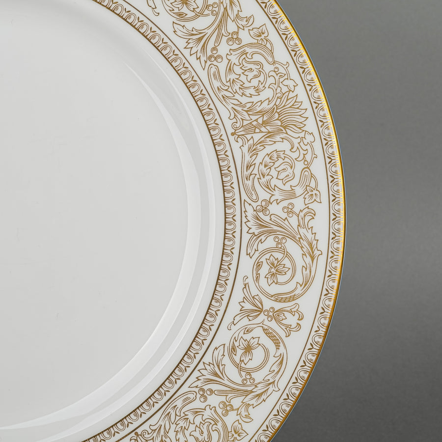 ROYAL DOULTON Sovereign A4973 12 Place Settings Plus Extras