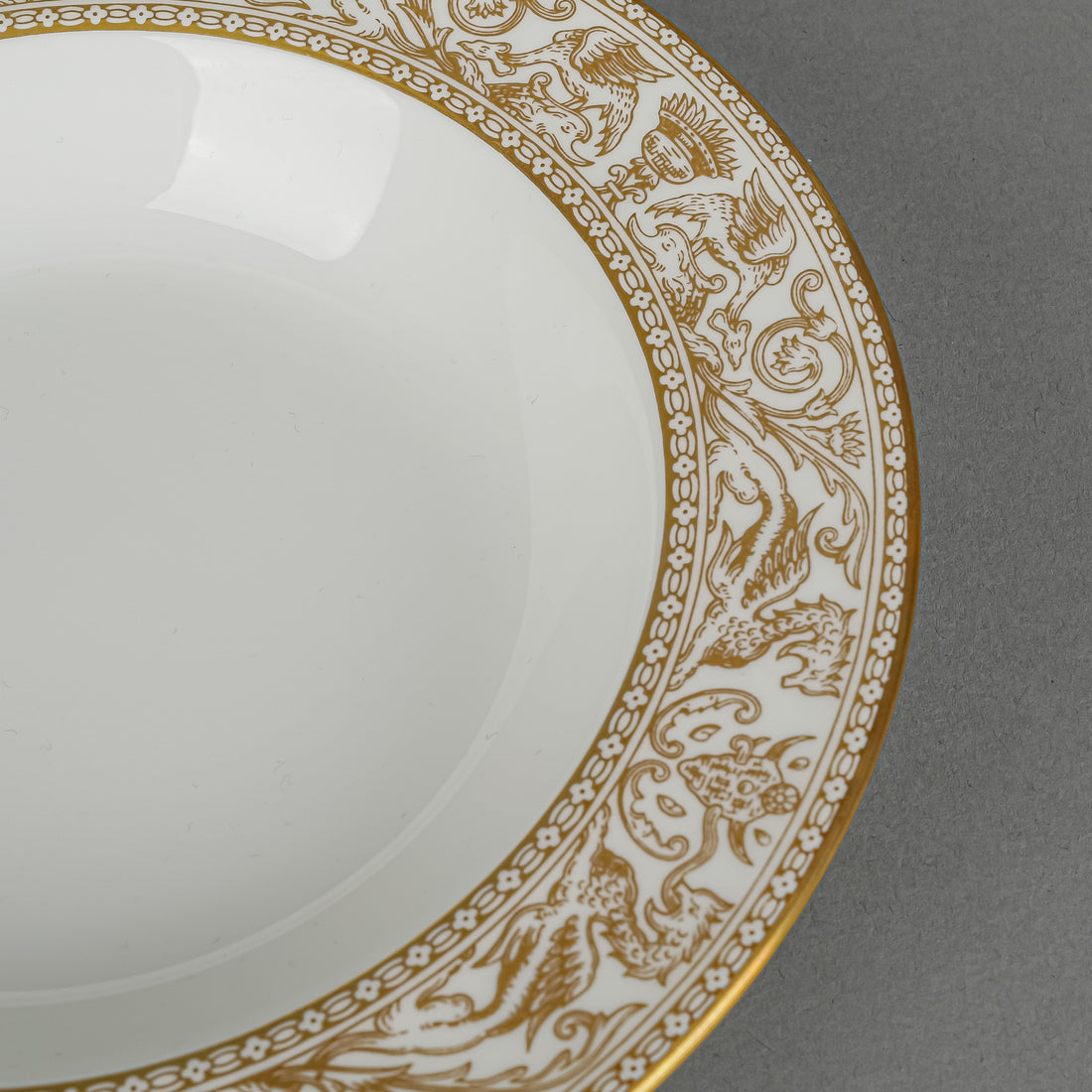 WEDGWOOD Gold Florentine W4219 Soup Plates Set of 4