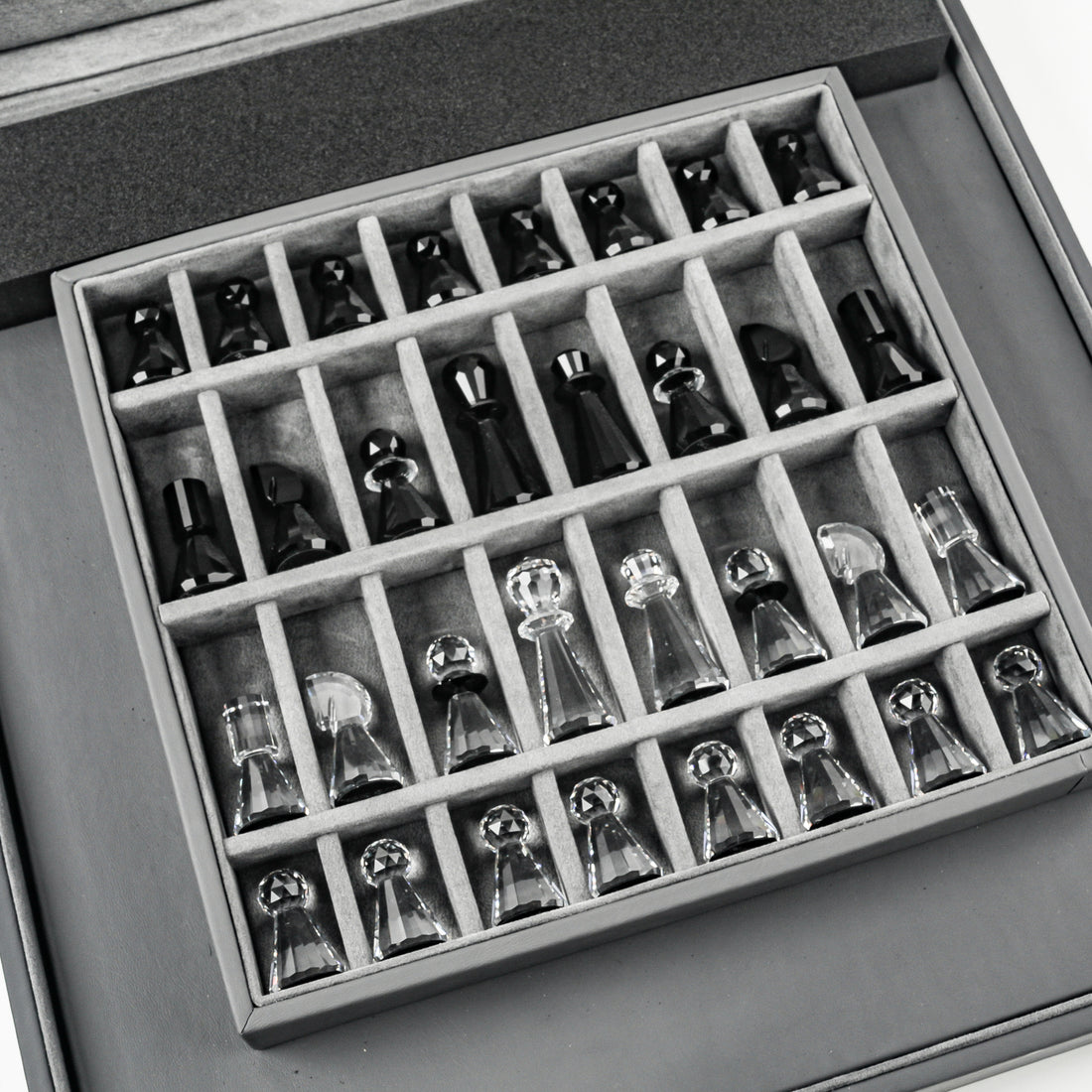 SWAROVSKI Chess Set And Glass Board 155753