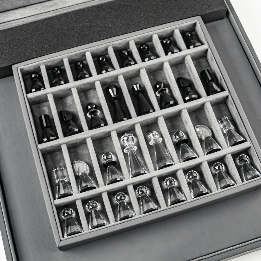 SWAROVSKI Chess Set And Glass Board 155753