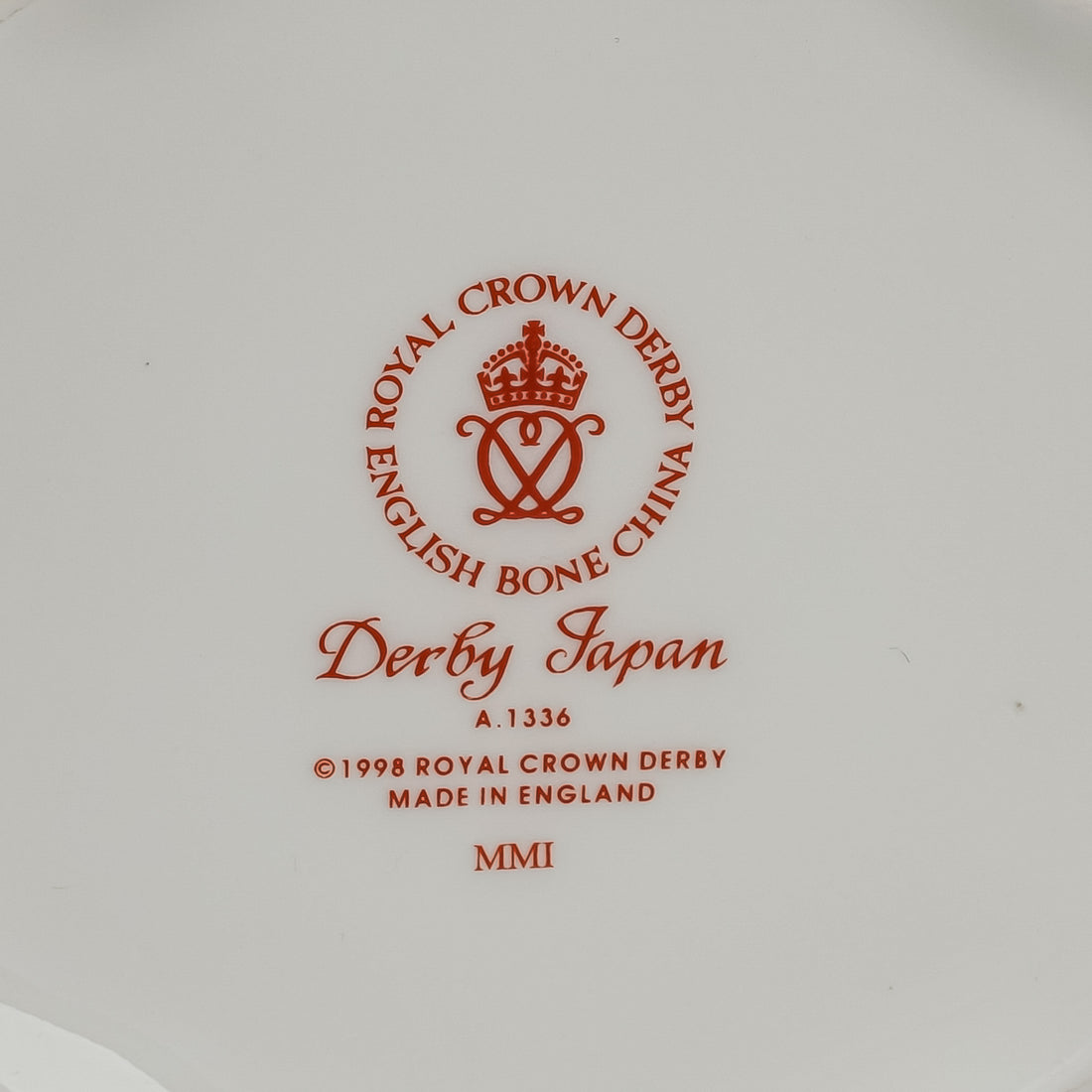 ROYAL CROWN DERBY Derby Japan A1336 Coffee Pot w/Lid