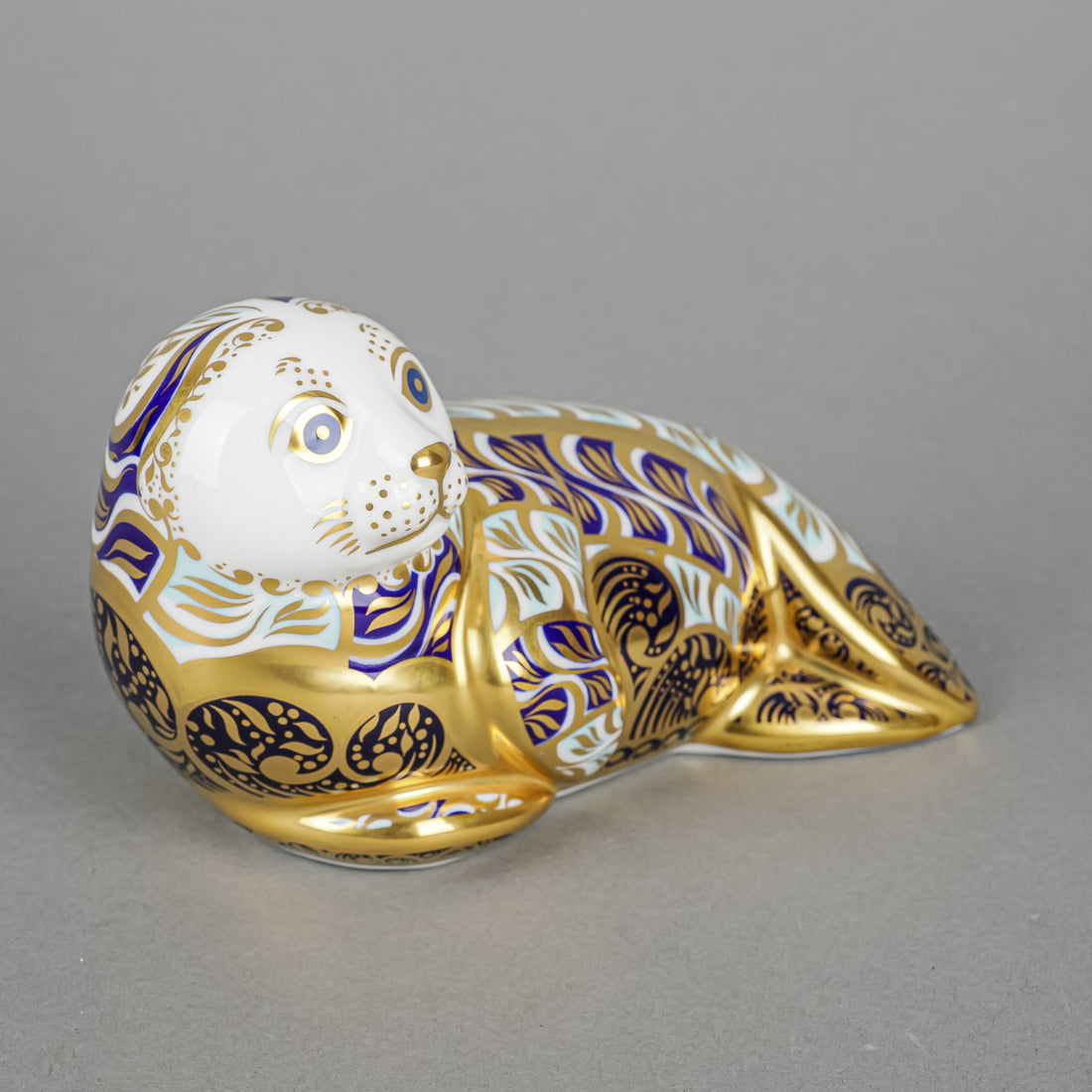 ROYAL CROWN DERBY Paperweight Harbour Seal