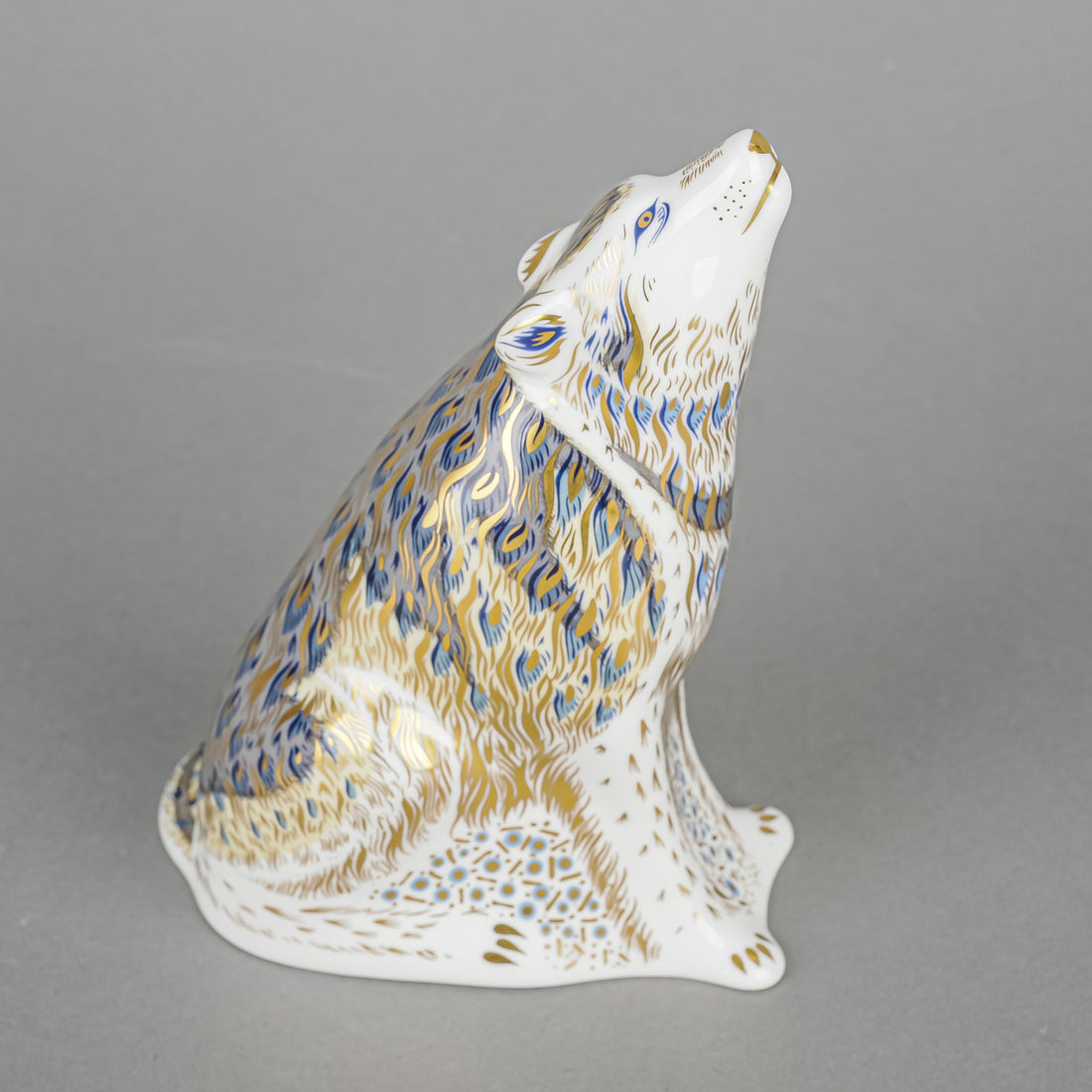 ROYAL CROWN DERBY Paperweight Wolf