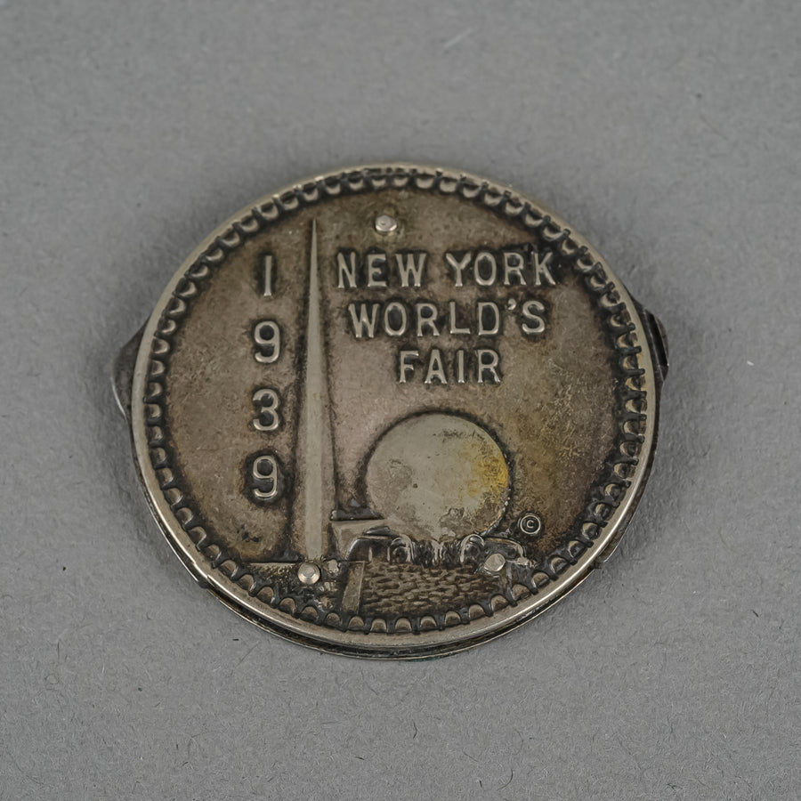 COLONIAL 1939 New York World's Fair Round Pocket Knife