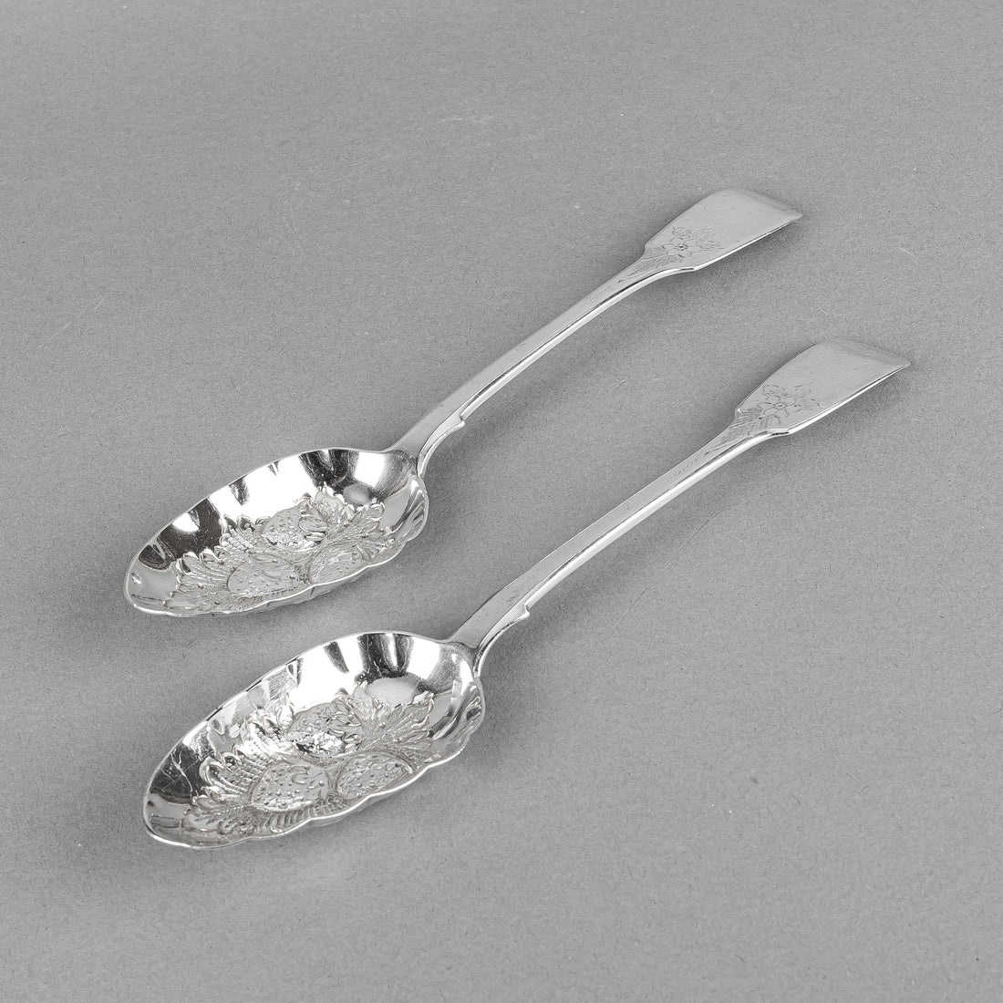 WM CHAWNER II Sterling Jelly/Fruit Serving Spoons Set/2